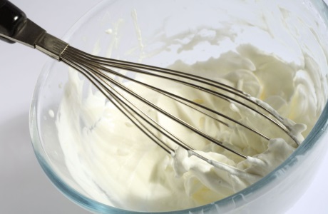 “Exploring the Nutritional Value and Health Benefits of Heavy Cream”